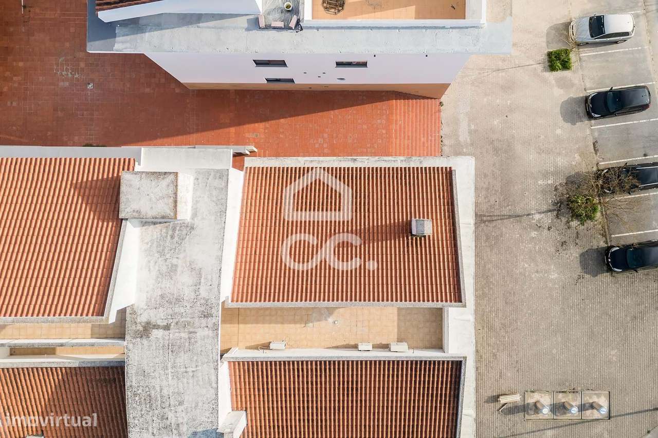 Apartamento T2 de Rés do Chão c/ Varanda e Lugar de Garagem | Villas d-29