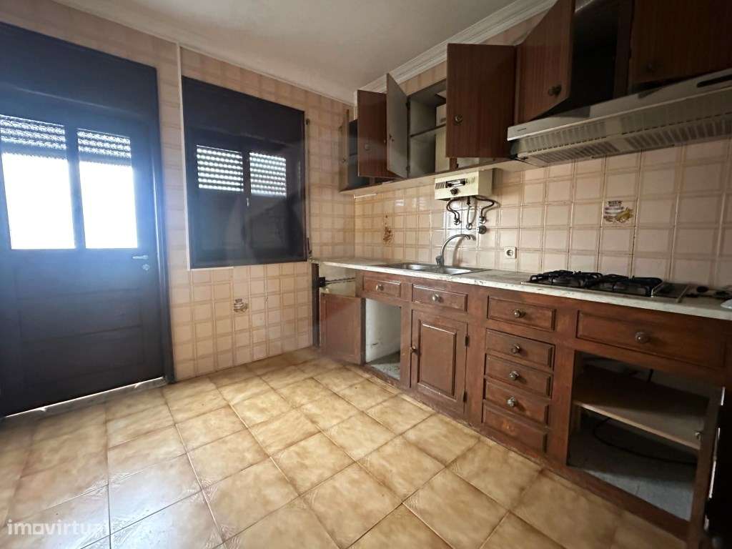 Prédio em 2ª Linha de Mar em Vila do Aver-O-Mar na Póvoa de Varzim - Grande imagem: 3/40