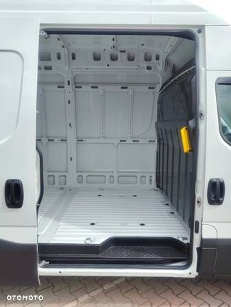 Iveco Daily - 8