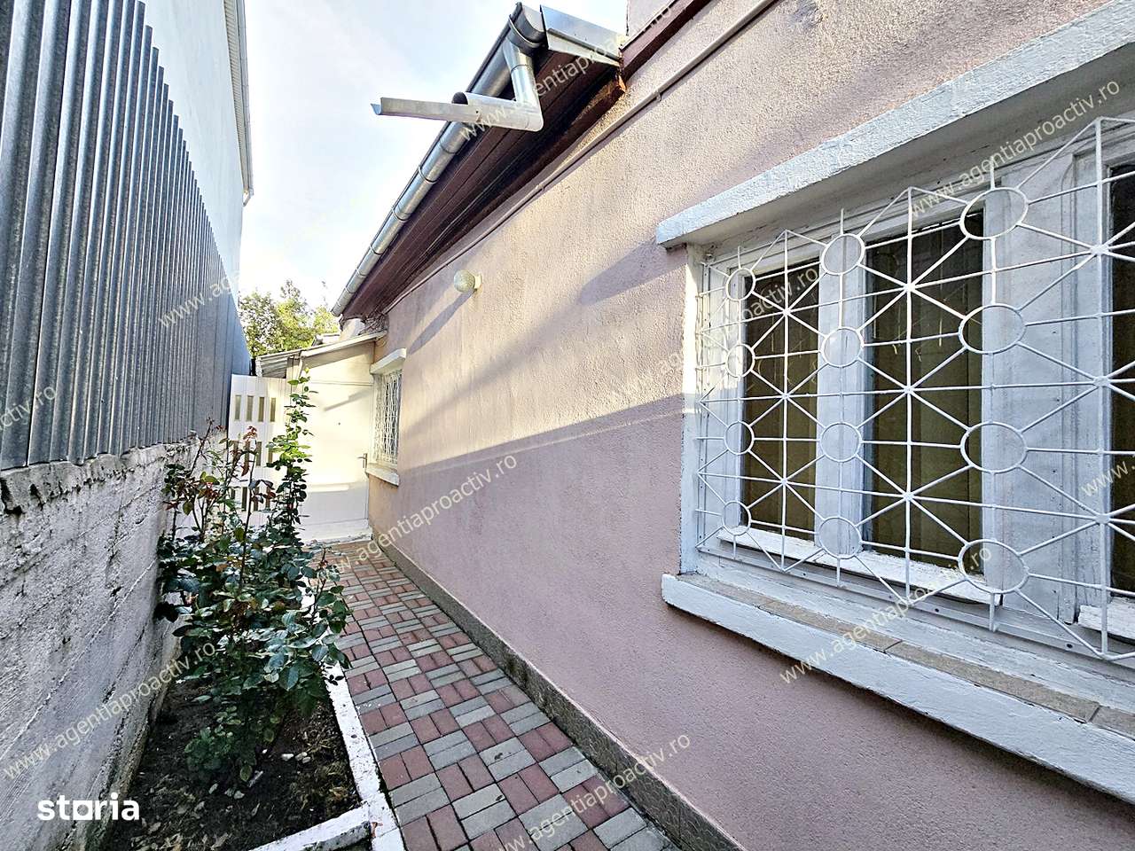 Imobil amplasat pe Bd. George Coșbuc, ideal locuință sau comercial. - Imagine principală: 5/20