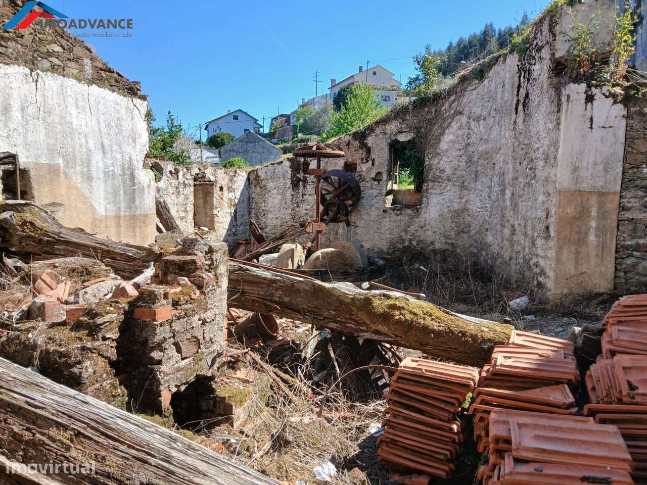 Casa para Recuperar com Terreno e Lagar em Lorvão, Penacova, Coimbra-44