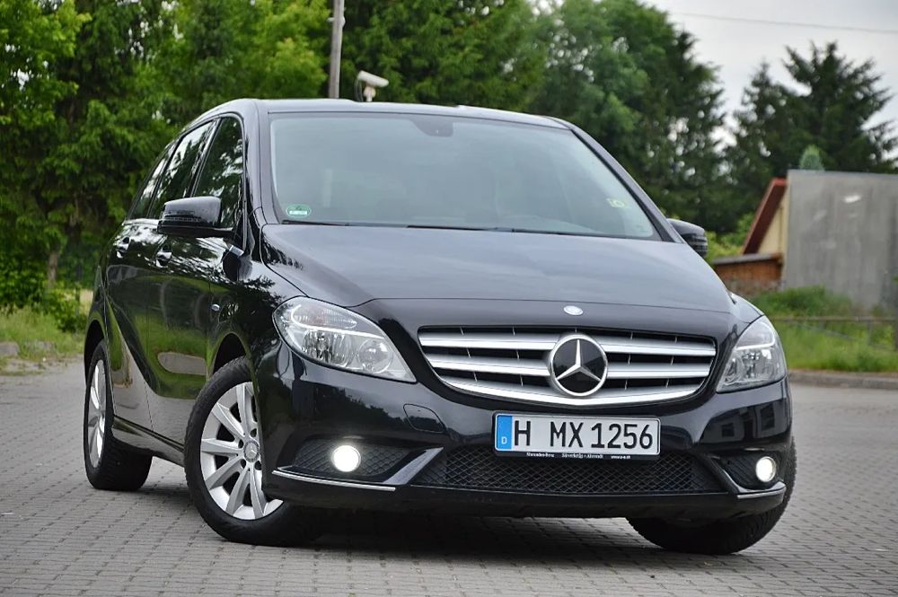 Mercedes-Benz B W246 180 BlueEFFICIENCY Edition 2012