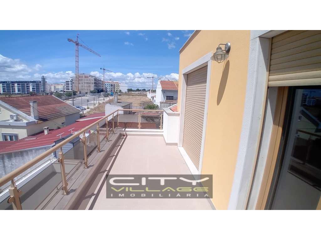 Moradia Zona Montijo-27