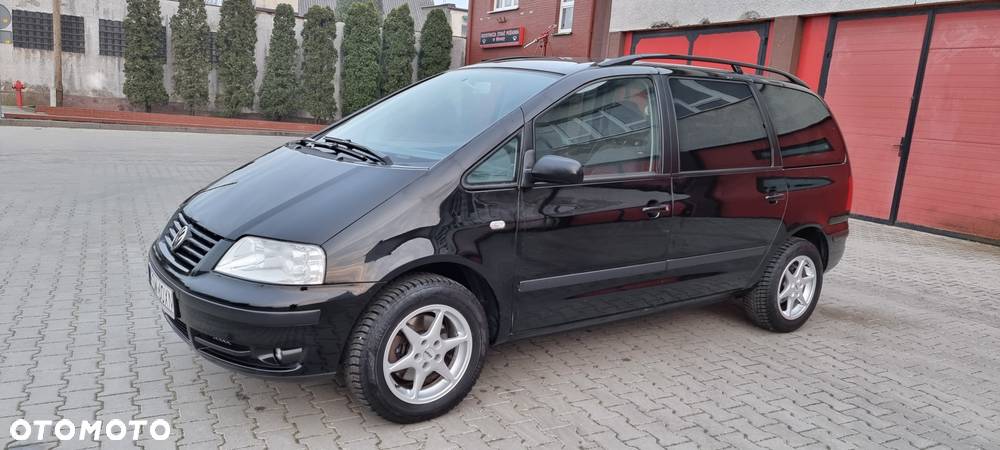 Volkswagen Sharan - 1