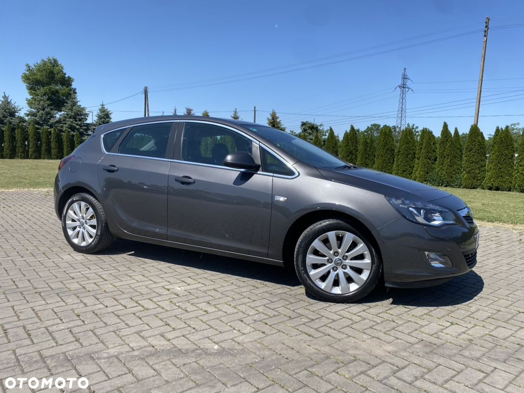 Opel Astra 1.6 Turbo Sports Tourer Automatik - 17