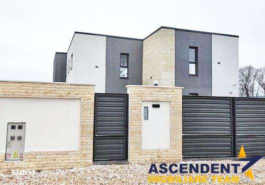 Vila impozanta, aspect deosebit, configuratie tip duplex, view, Brasov - Imagine principală: 3/11