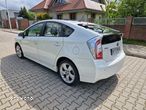 Toyota Prius (Hybrid) - 7