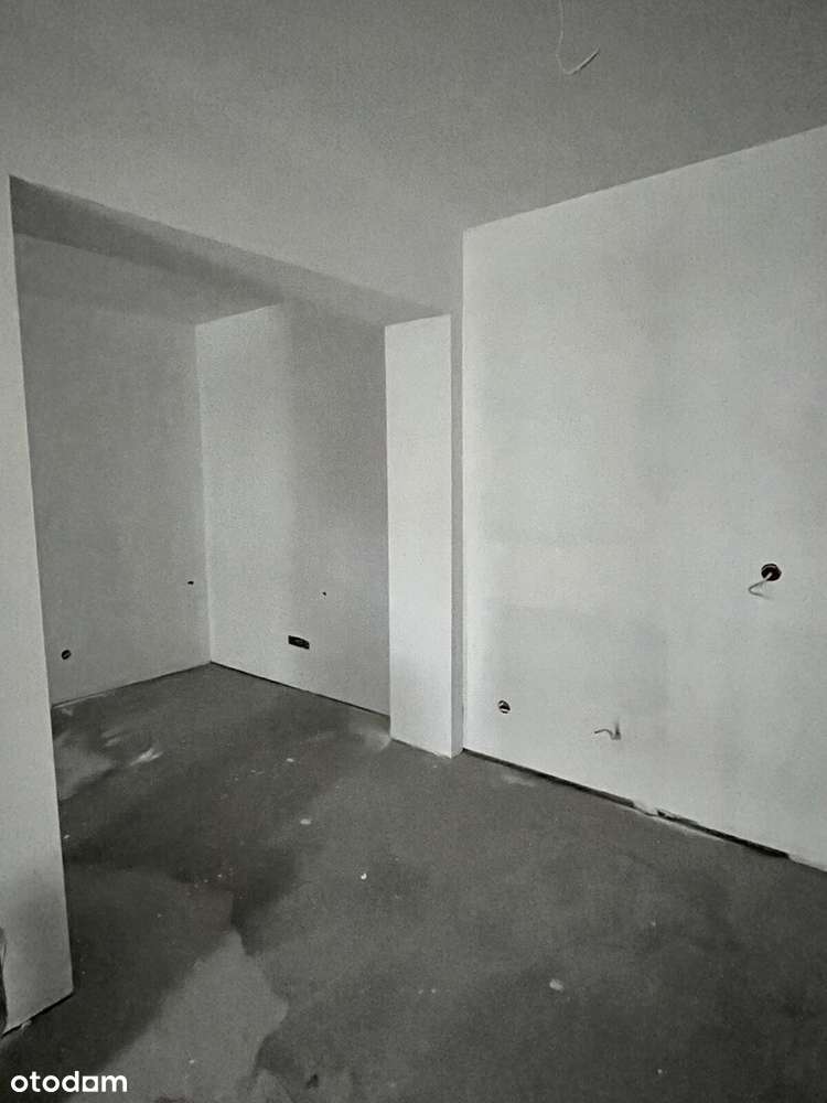 Mieszkanie 2 pokojowe w centrum! Stan deweloperski-0