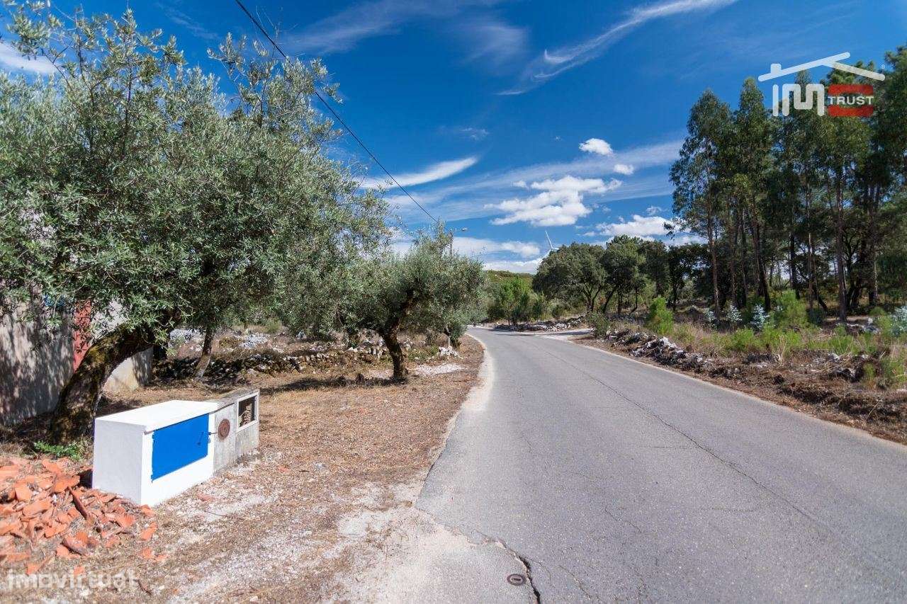 ARMAZEM COM AREA UTIL E 250 M2 LICENCIADO PARA ARMAZEM E ACTIVIDADE... - Grande imagem: 2/13