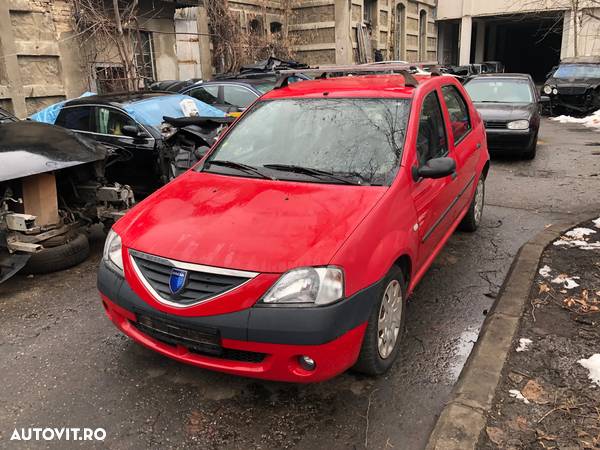 Dezmembrez Dacia Logan 1.4 MPI culoare rosu 2006 - 3