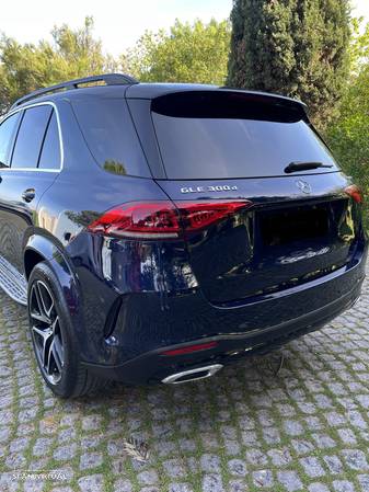 Mercedes-Benz GLE 300 d 4Matic 9G-TRONIC AMG Line - 3