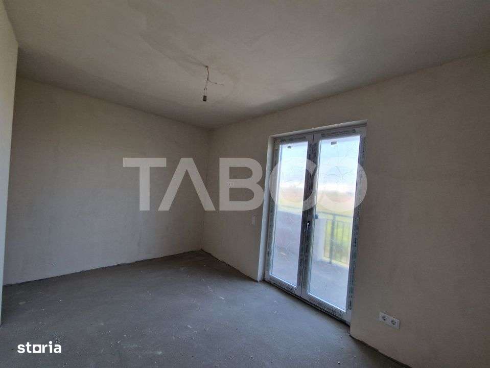 Apartament 3 camere 2 bai etaj 2 bloc cu lift zona de case in Turnisor - Imagine principală: 5/9