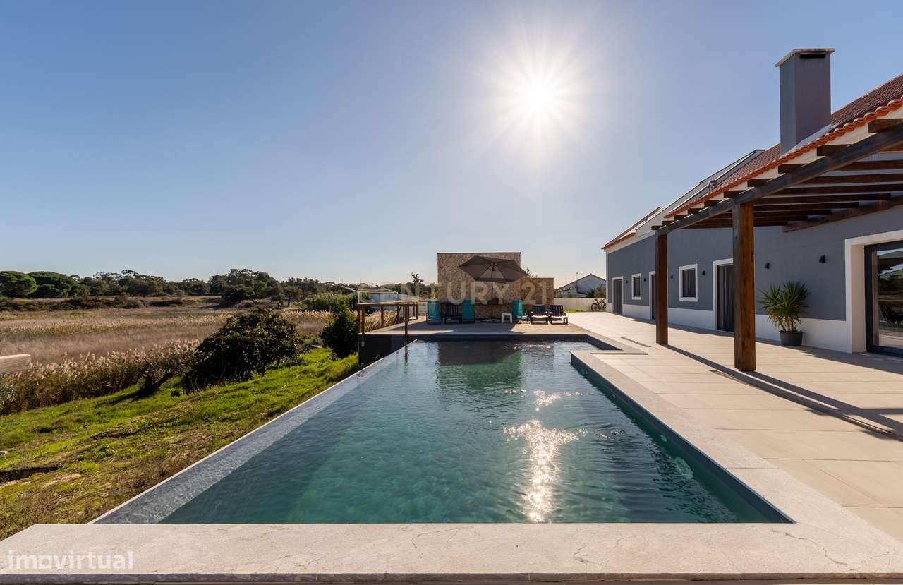 Moradia T4 + anexo T0 | Piscina Infinita | Estuário do Sado-6