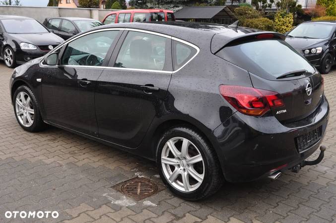 Opel Astra 2.0 CDTI DPF Automatik Sport - 8