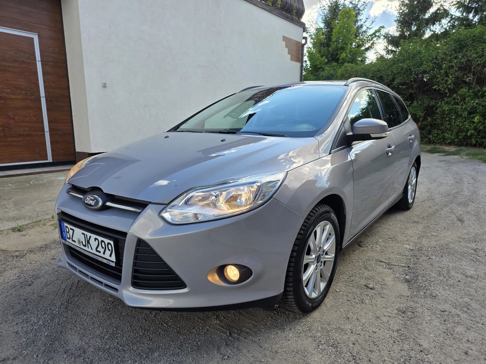 Ford Focus Mk3 (2010-2018) 1.6 Ambiente 2011