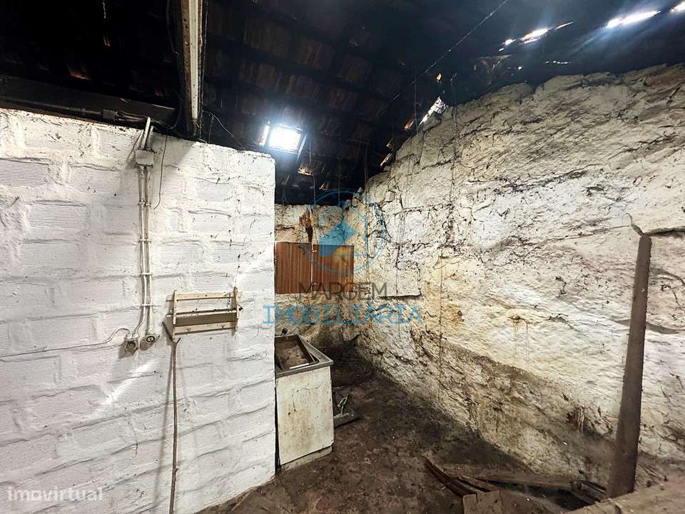 Moradia térrea em Pedra p/Restauro – V.N.Famalicão-7