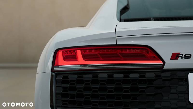 Audi R8 V10 RWD Performance - 25