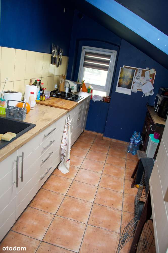 Przestronne 3-pokojowe mieszkanie z piwnicą blisko Term Rzymskich-6