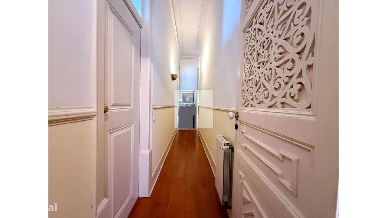 Moradia Senhorial T6-7