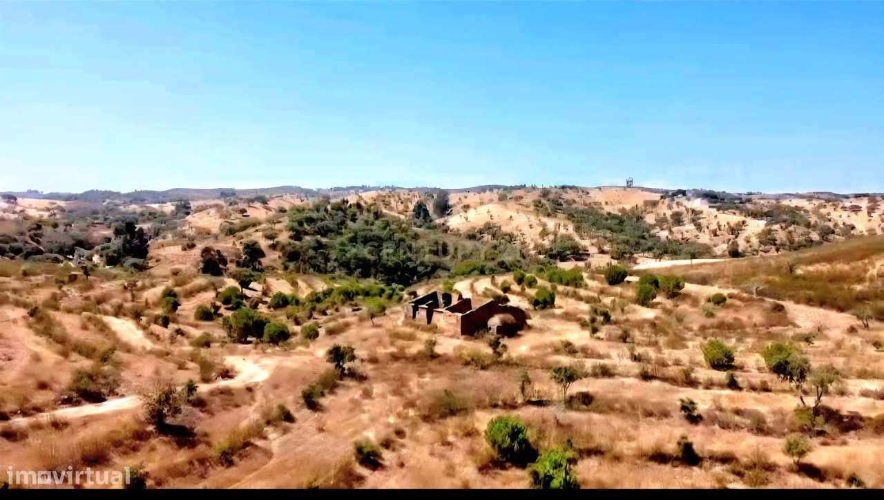 Terreno Monte Alentejano com 6,27 ha, Artigo Urbano 120 m² e Montado d - Grande imagem: 2/9