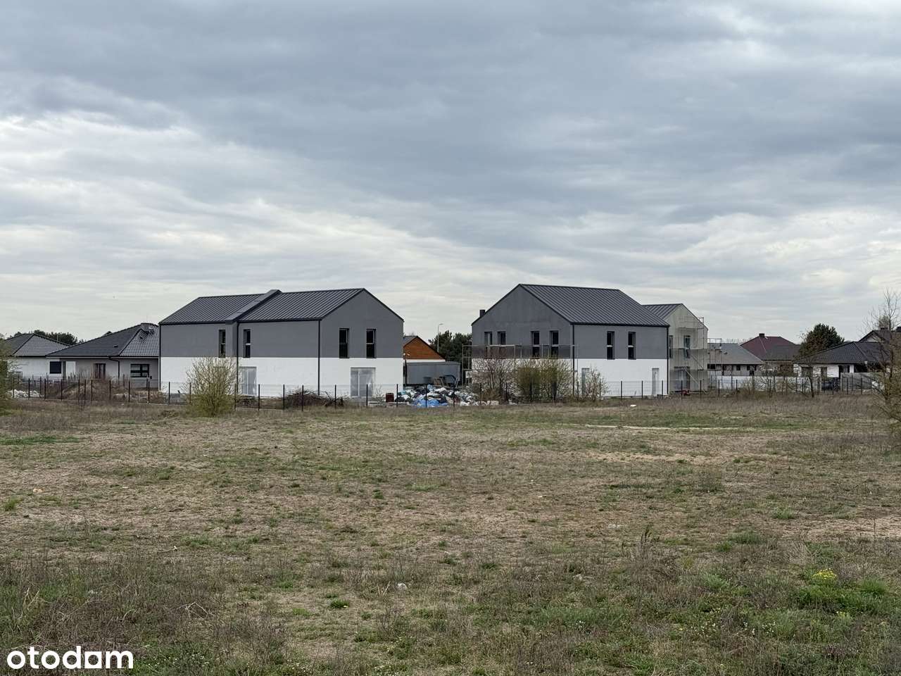 Lokal mieszkalny z ogrodem ,oraz miejscem parkingowym !! - Pełny obrazek: 5/6