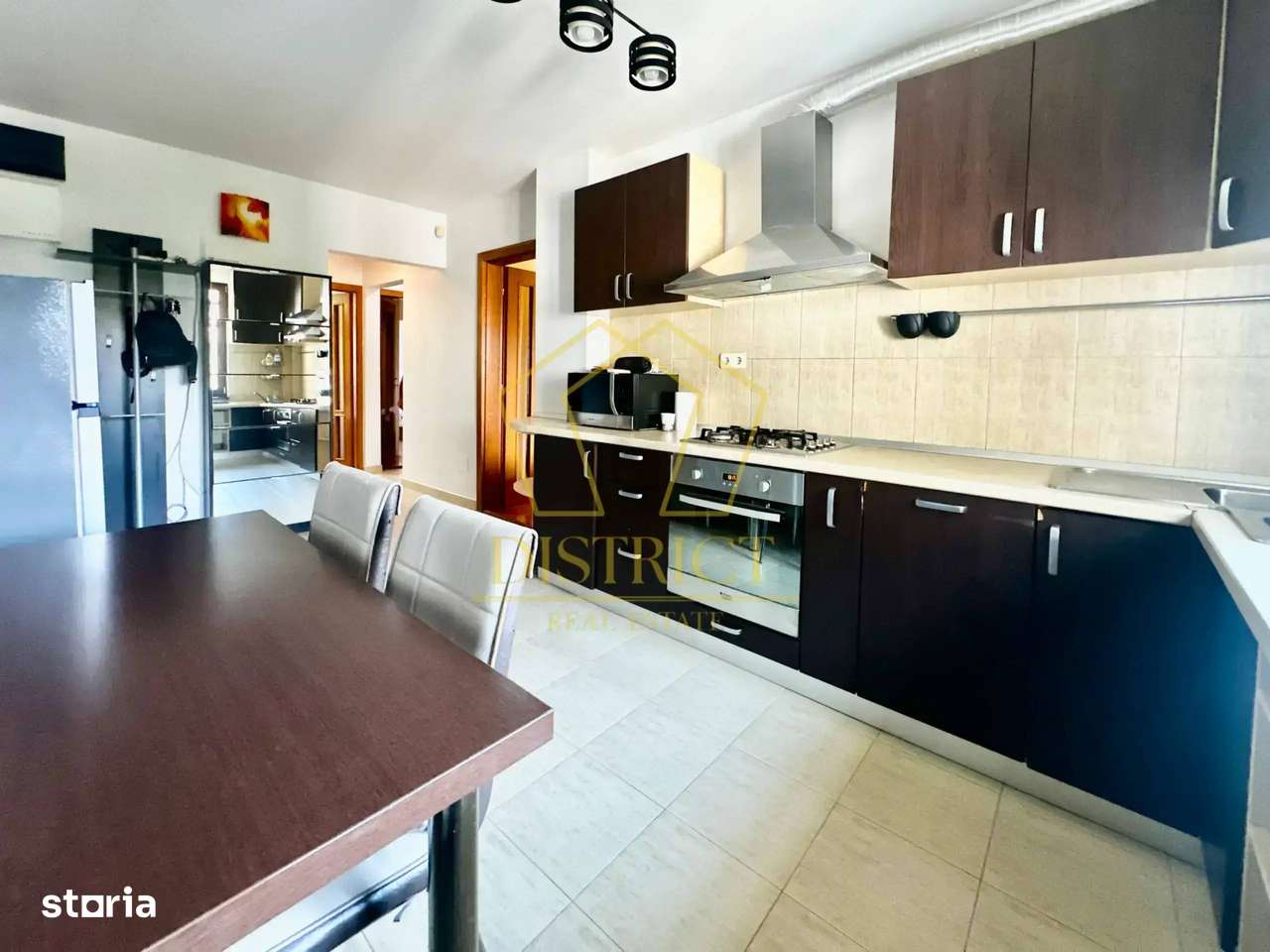 Apartament spatios cu 3 camere | Aradului | Piata Verde - Imagine principală: 4/8