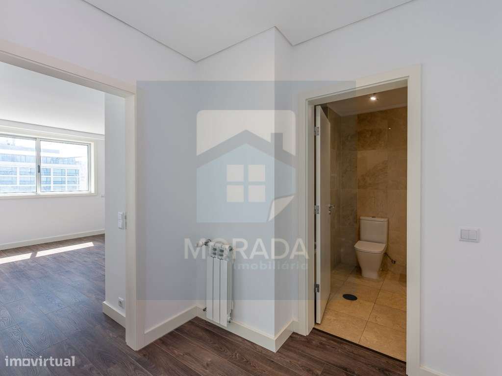 APARTAMENTO T3 JUNTO À AVENIDA DA BOAVISTA-18