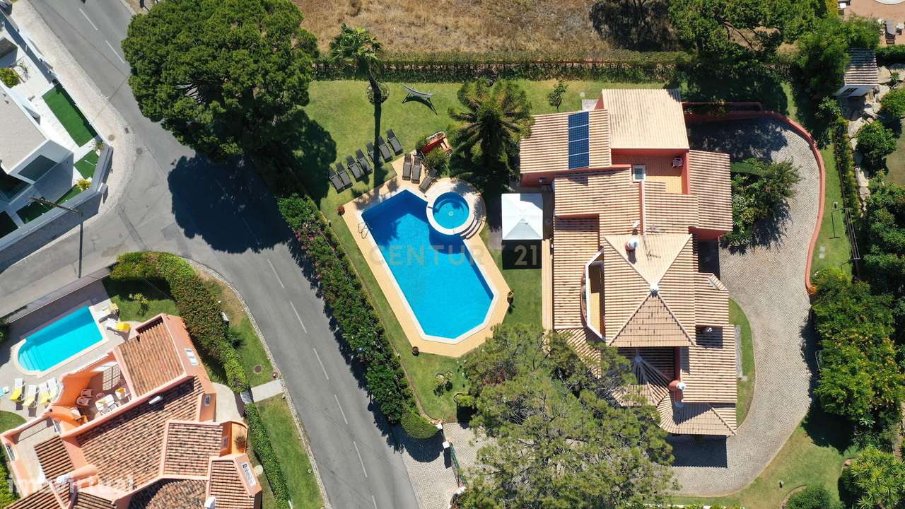 Moradia T7 isolada em Vilamoura - Grande imagem: 4/29