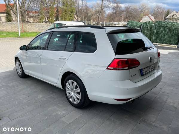 Volkswagen Golf 1.6 TDI BlueMotion Technology DSG Comfortline - 4