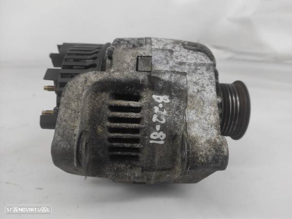 Alternador Volvo V40 Combi (645) - 2