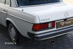 Mercedes-Benz W123 - 12