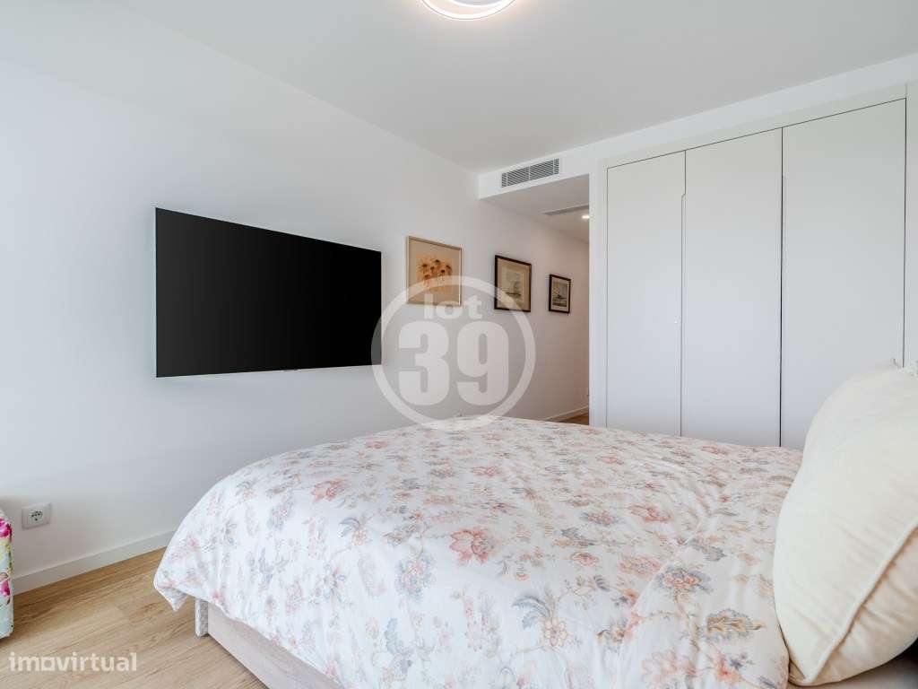 Apartamento T2 com piscina, Estacionamento Privativo, no Centro de ...-20