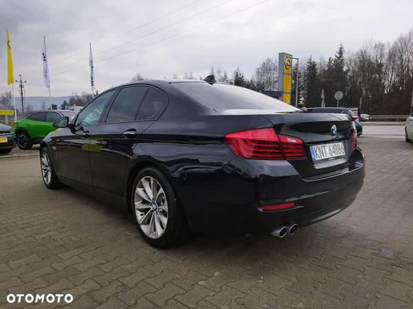 BMW Seria 5 530d xDrive Luxury Line - 13