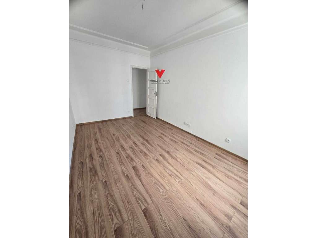 Apartamento T4 na Av Roma - Alvalade-7