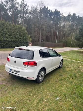 Volkswagen Golf 1.6 TDI DPF BlueMotion - 5