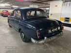 Mercedes-Benz 180 - 5