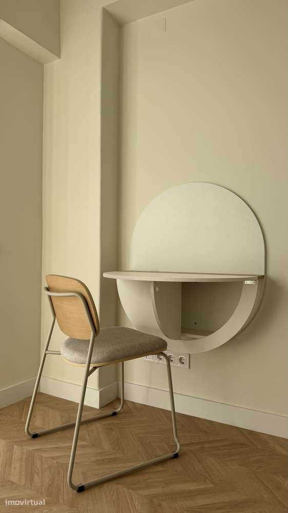 Apartamento t2 à venda na Rua Correia Teles, 84-16