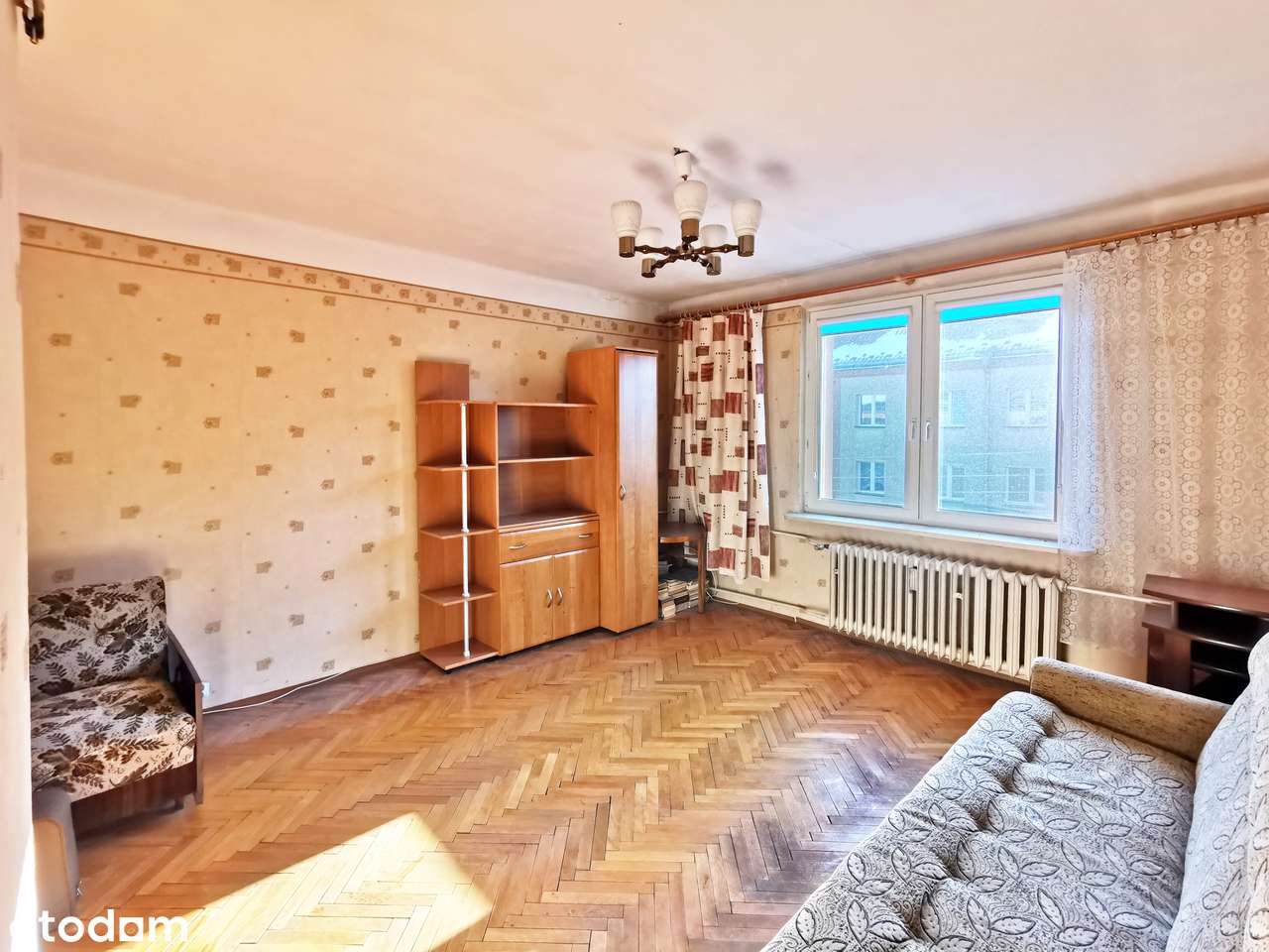 1 pok. 39m2/ Centrum Majówka-0