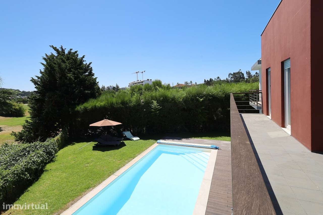 Moradia T6 – Belas Clube de Campo – Golfe – Auto sustentável-34