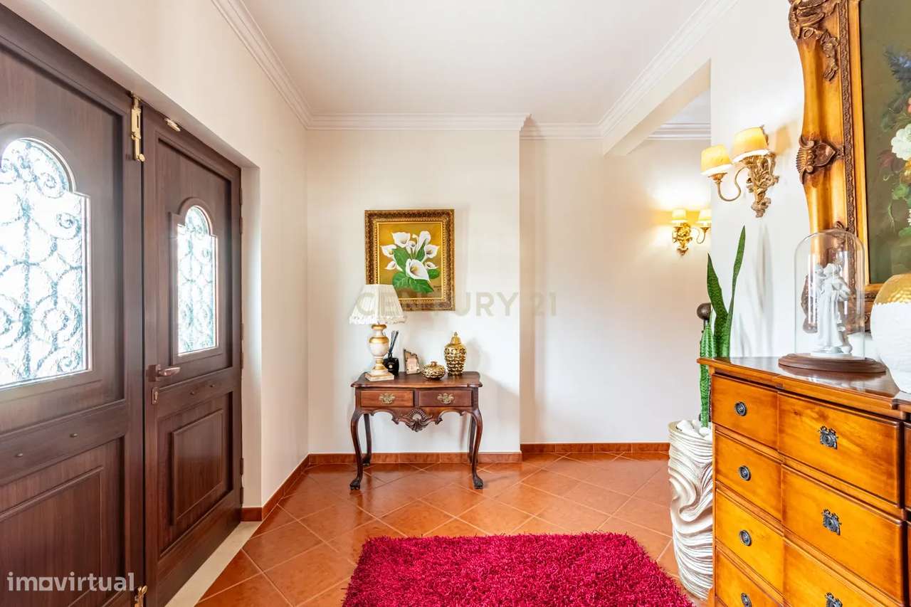 MORADIA EM SANTARÉM - CONFORTO E ELEGÂNCIA - Grande imagem: 2/60