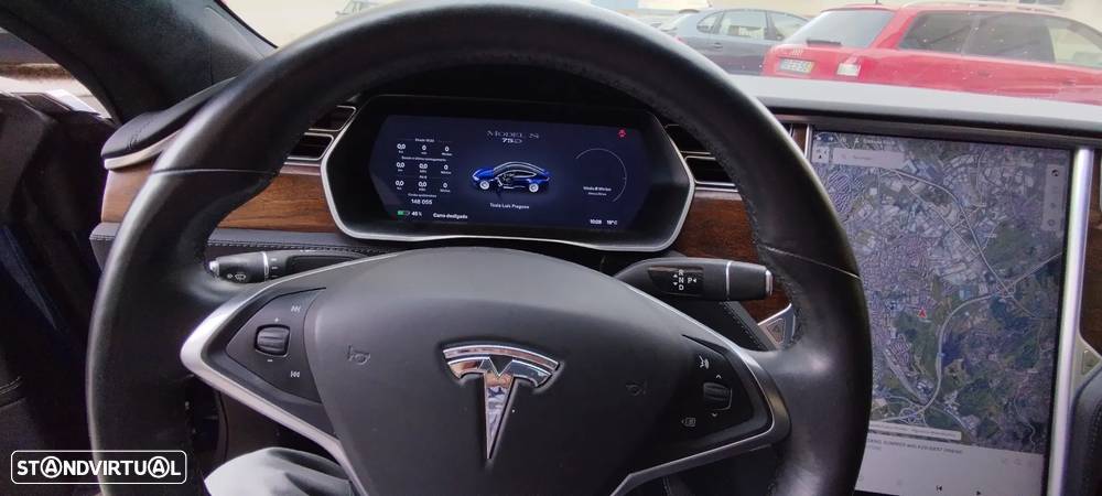 Tesla Model S 75D - 15