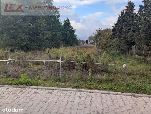 Działka budowlana 1896 m² w spokojnej okolicy-2