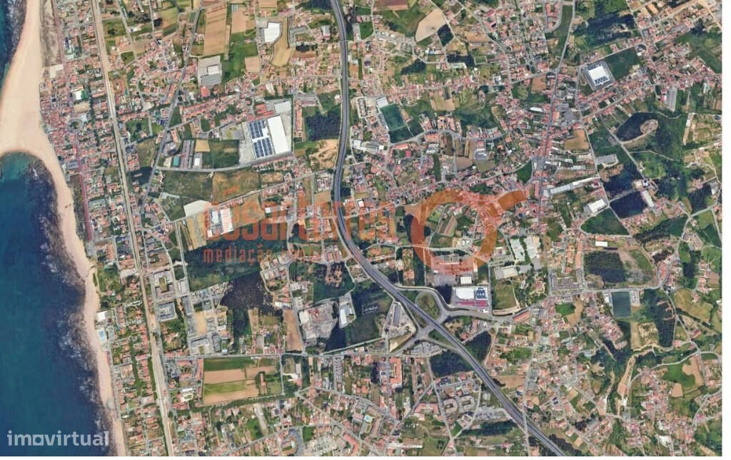 Terreno p/ moradia/moradias aproximadamente a 2500m da praia da Granja - Grande imagem: 1/1