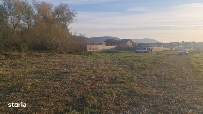 Teren intrare în Almaș!-2