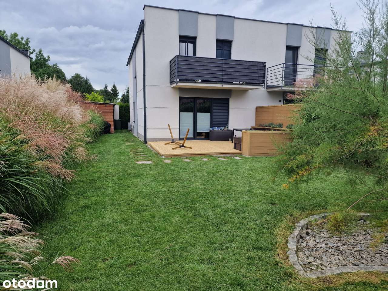 Bliźniak z ogrodem na spokojnym osiedlu - Pełny obrazek: 4/18