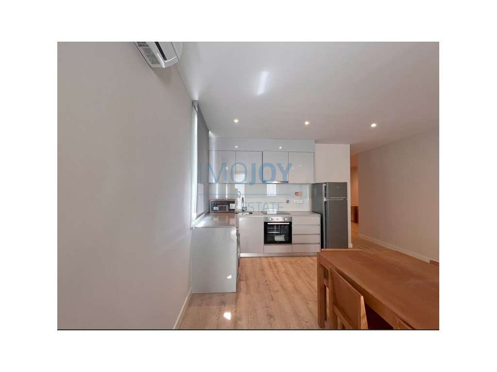 Apartamento T3 com Terraço no Centro do Porto - Grande imagem: 3/17