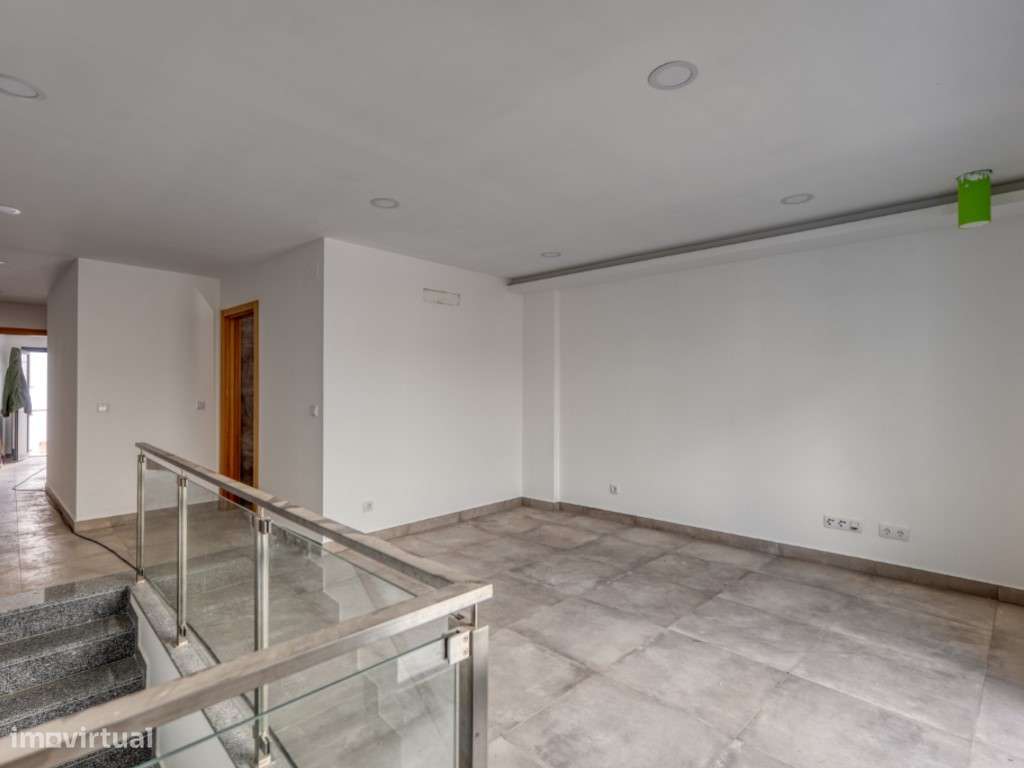 Apartamento T1 - Novo , junto ao Jardim Municipal - Mação - Grande imagem: 5/22