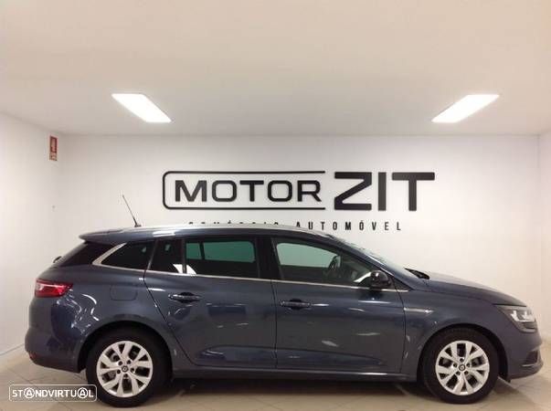 Renault Mégane Sport Tourer 1.5 Blue dCi Limited C/PM+Pneu - 4