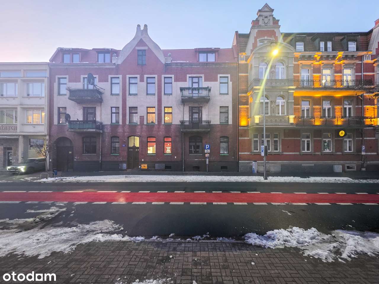 Na sprzedaż – mieszkanie 3-pokojowe w kamienicy przy ul. Wolności 32-11