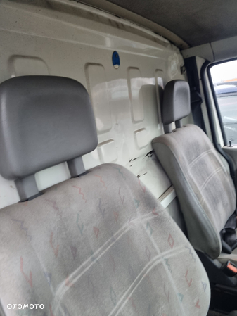 Volkswagen Transporter T4 1.9 tdi 75km na części - 5